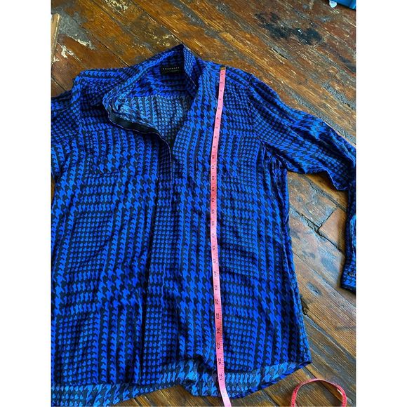 Foxcroft Shaped Fit Blue and Black Houndstooth Button-Up Blouse Sz 14, MSRP $94 - Picture 11 of 11